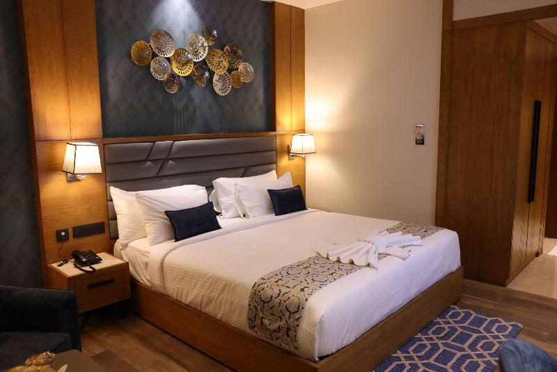 Aj Grand Hotel image