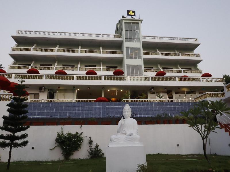 SPARV Aulakhs Resort - Near Mandrem Beach image