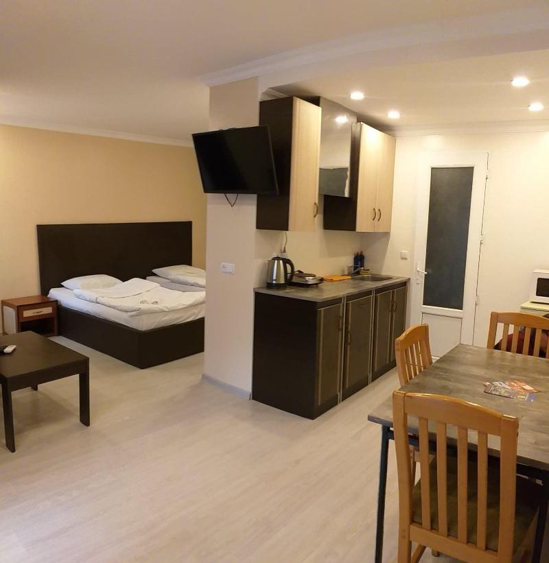 Hotel Merien image