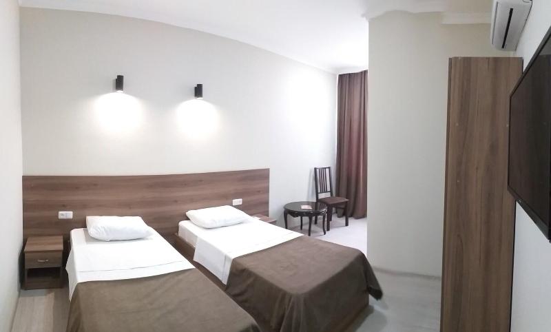 Hotel Merien image