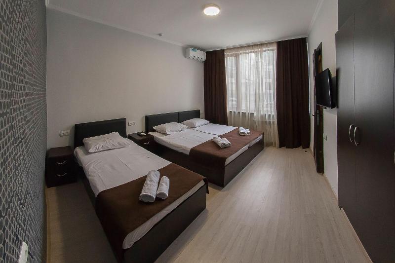 Hotel Merien image