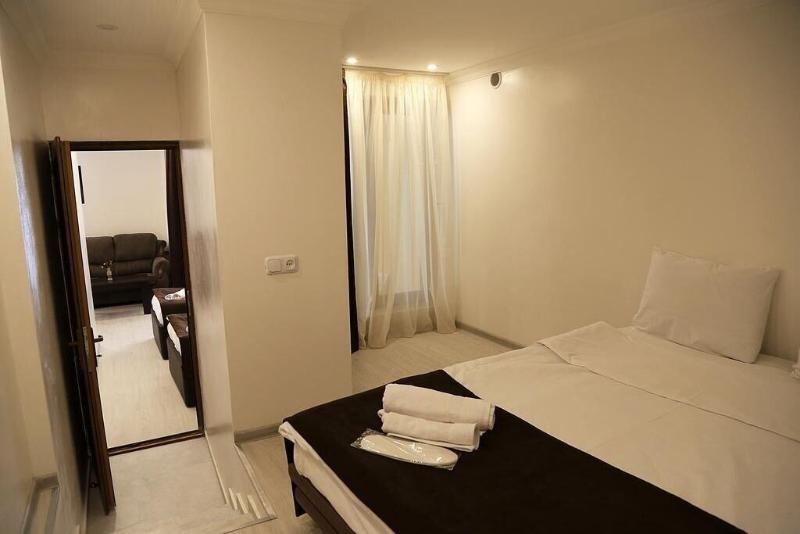 Hotel Merien image
