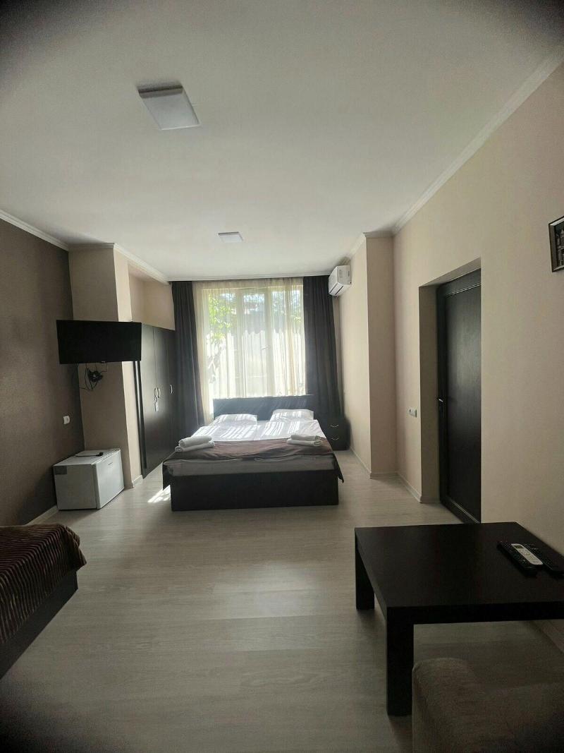 Hotel Merien image
