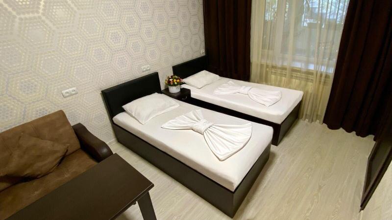 Hotel Merien image