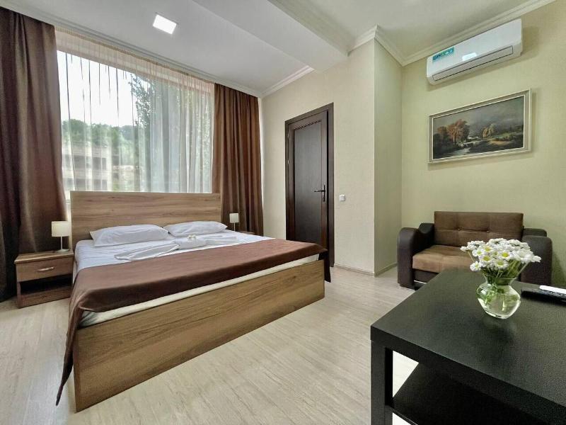 Hotel Merien image