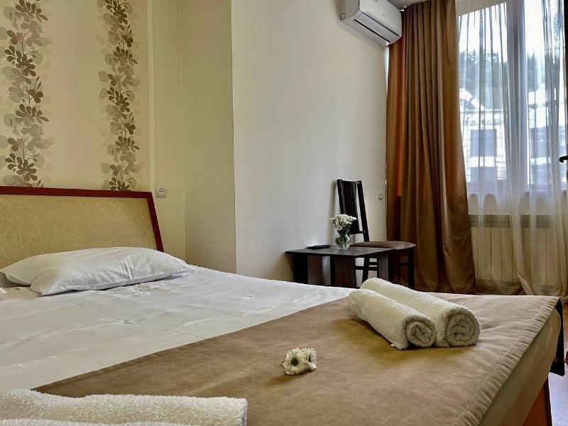 Hotel Merien image