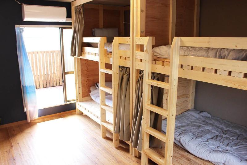 Guesthouse Yours Hostel image