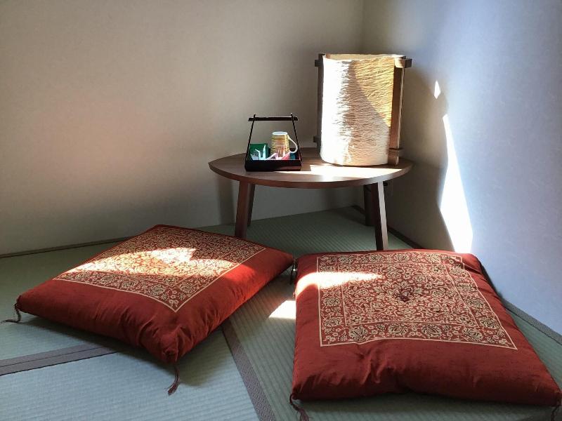 Guesthouse Yours Hostel image