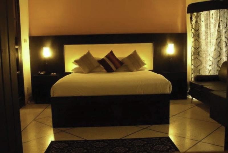 Riviera Guest House image