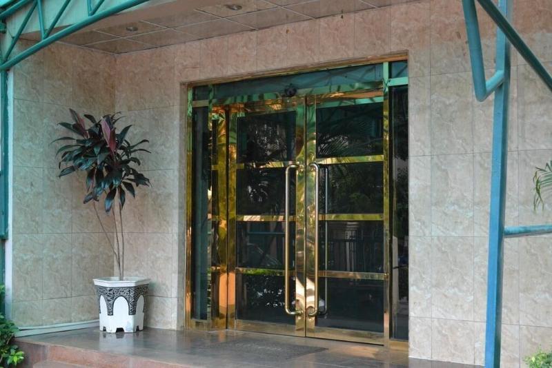 Gracious Hotel image