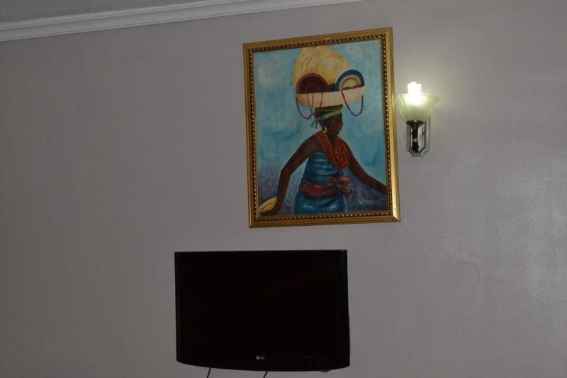 Gracious Hotel image