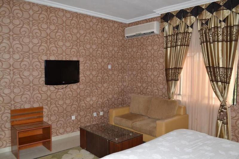 Gracious Hotel image