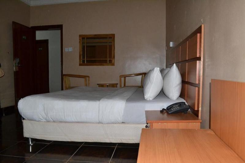 Gracious Hotel image