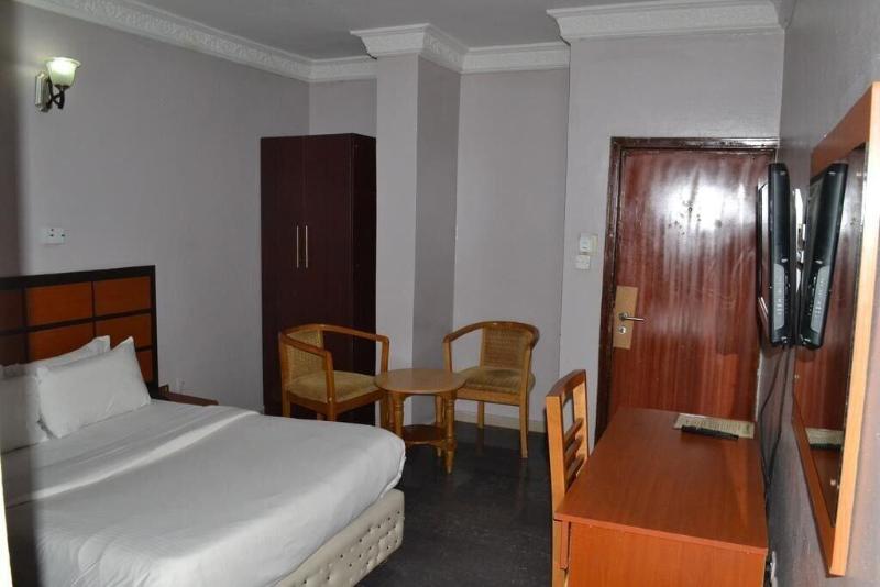 Gracious Hotel image