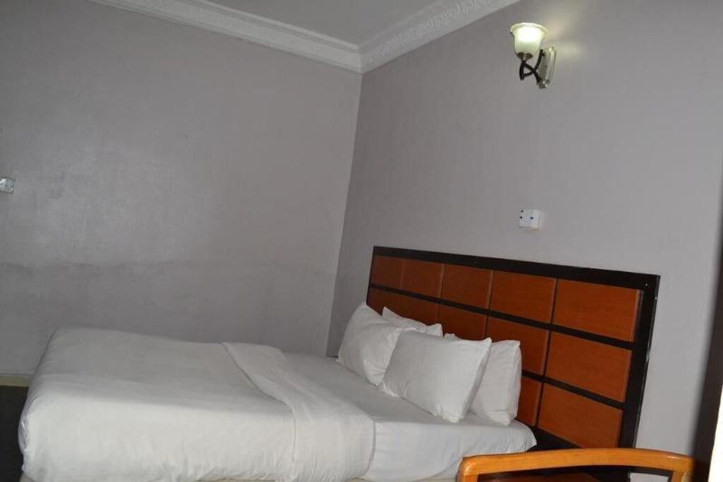 Gracious Hotel image