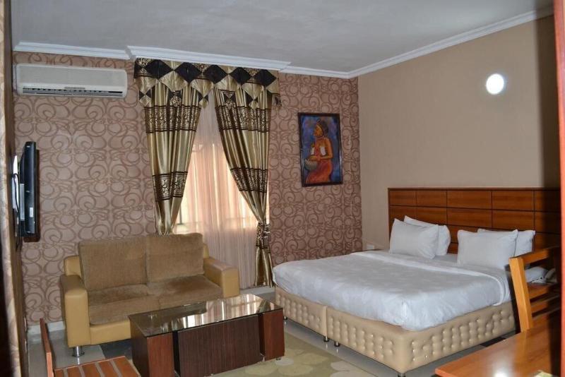 Gracious Hotel image