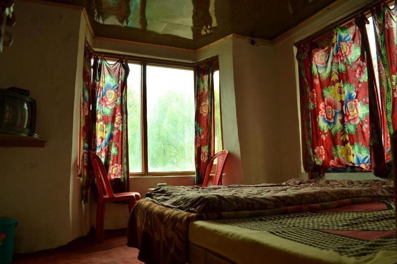 Rising Moon Guest House image