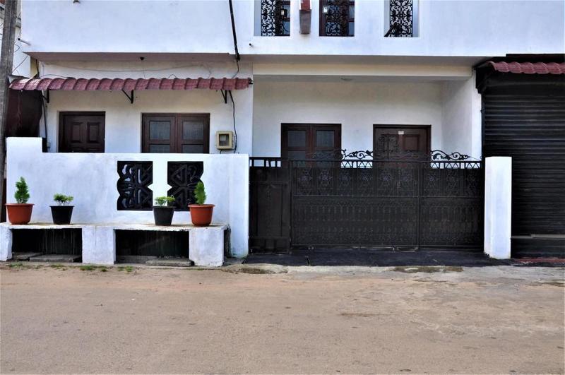 Chrish Residence image