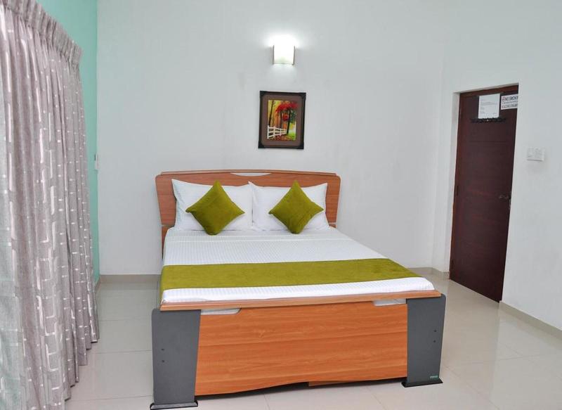 Chrish Residence image