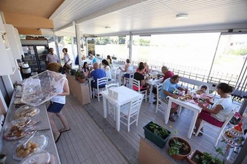 Ede Apart Hotel image