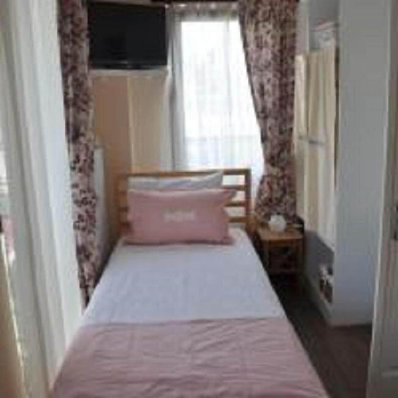 Ede Apart Hotel image