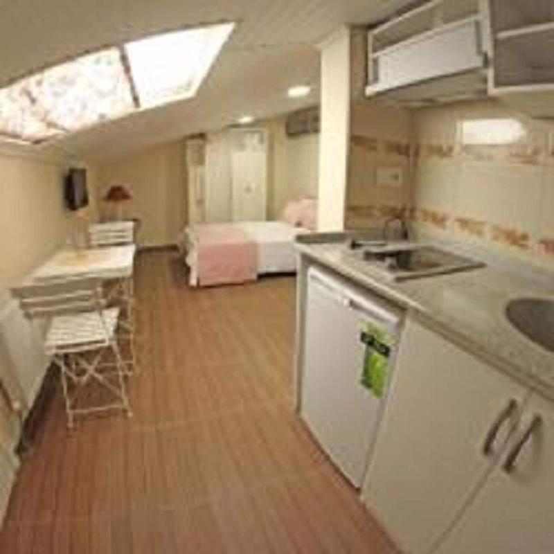Ede Apart Hotel image