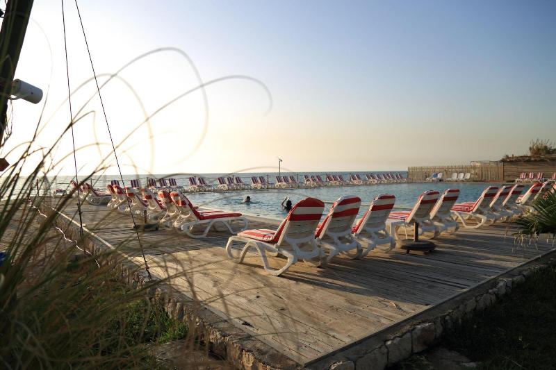 Damour Country Club image