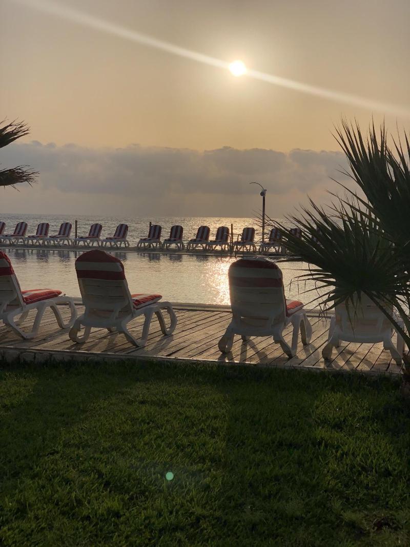Damour Country Club image