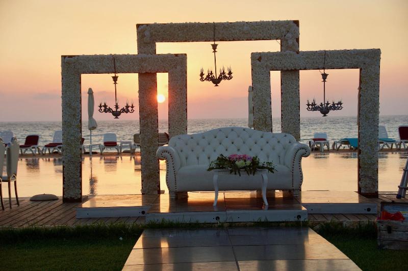 Damour Country Club image
