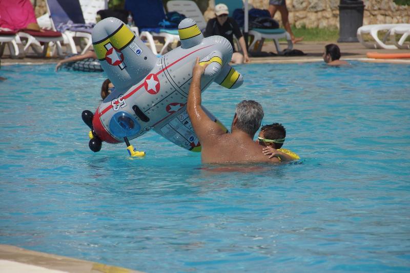 Damour Country Club image