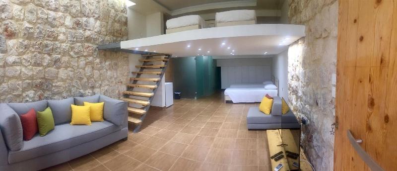 Damour Country Club image