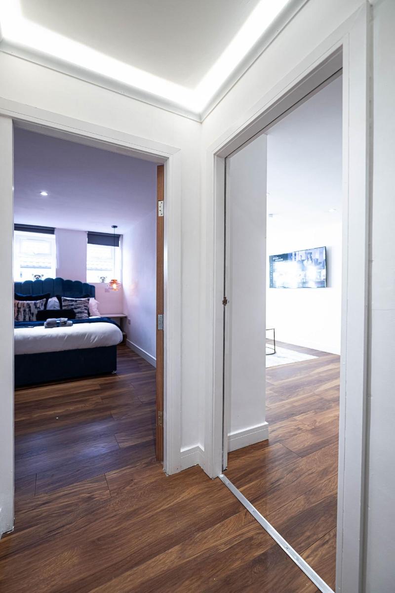 Manhattan Luxury Suites image