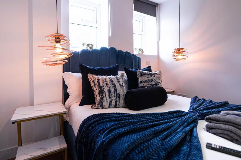 Manhattan Luxury Suites image