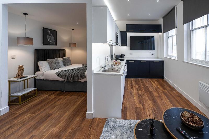Manhattan Luxury Suites image
