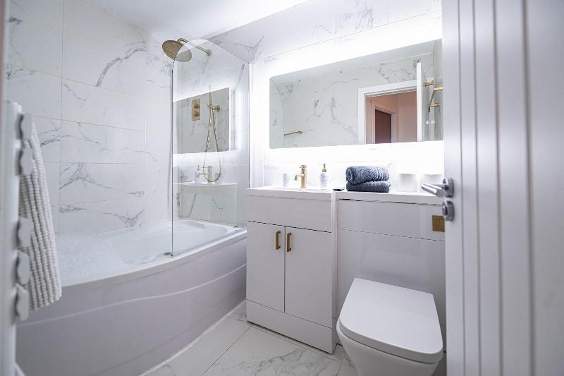 Manhattan Luxury Suites image