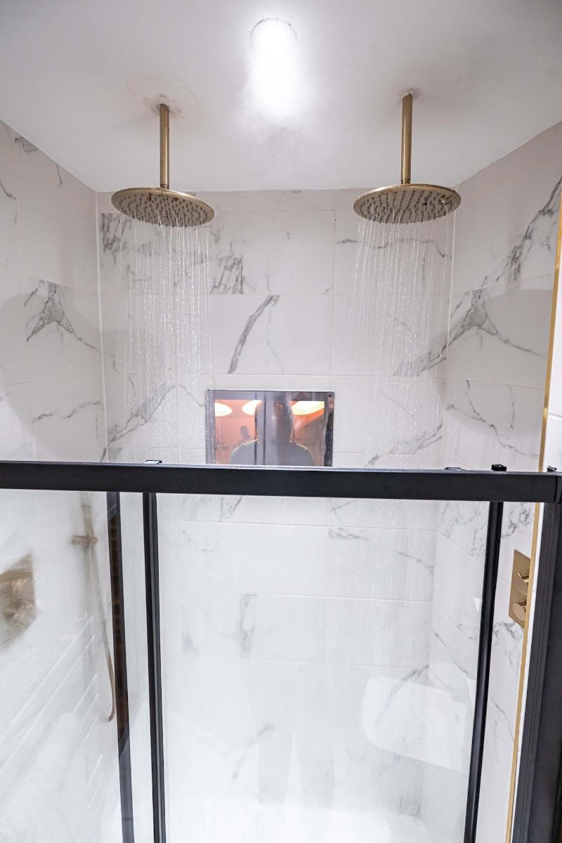 Manhattan Luxury Suites image