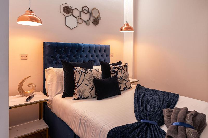 Manhattan Luxury Suites image