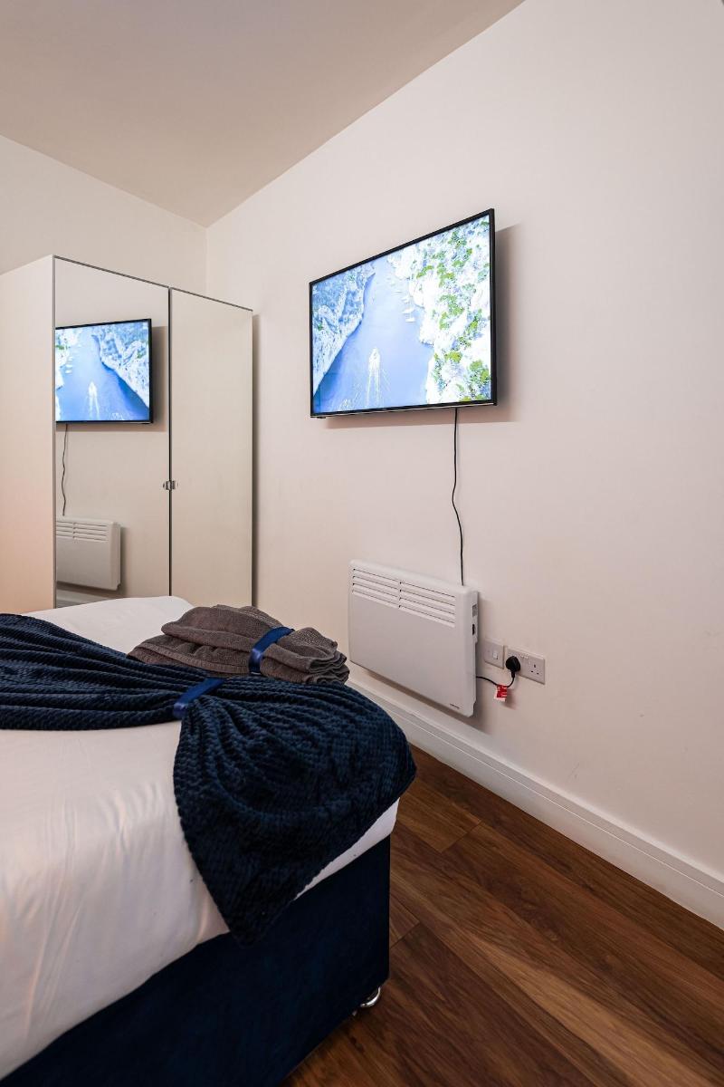 Manhattan Luxury Suites image