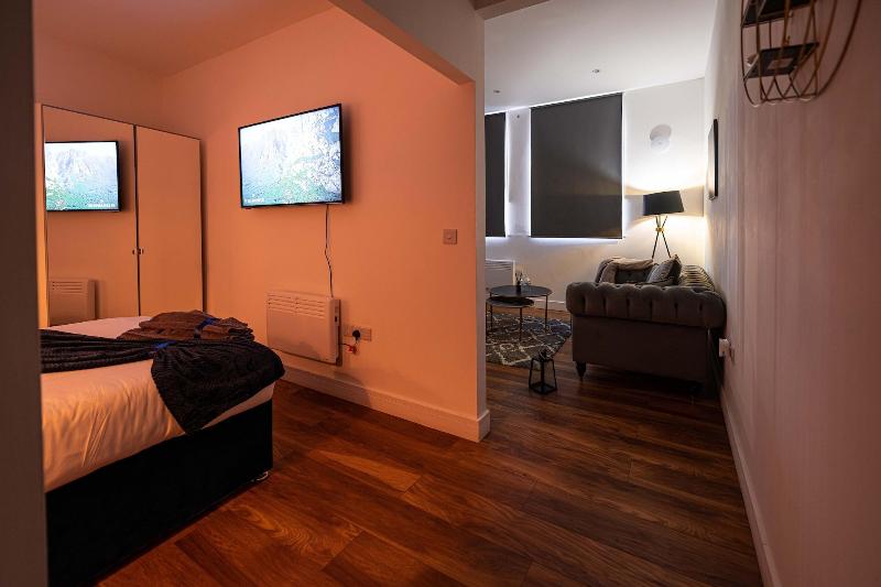 Manhattan Luxury Suites image