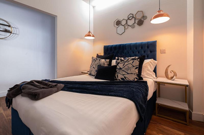 Manhattan Luxury Suites image