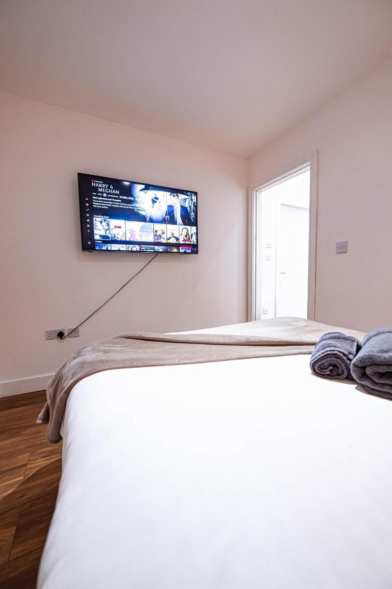 Manhattan Luxury Suites image