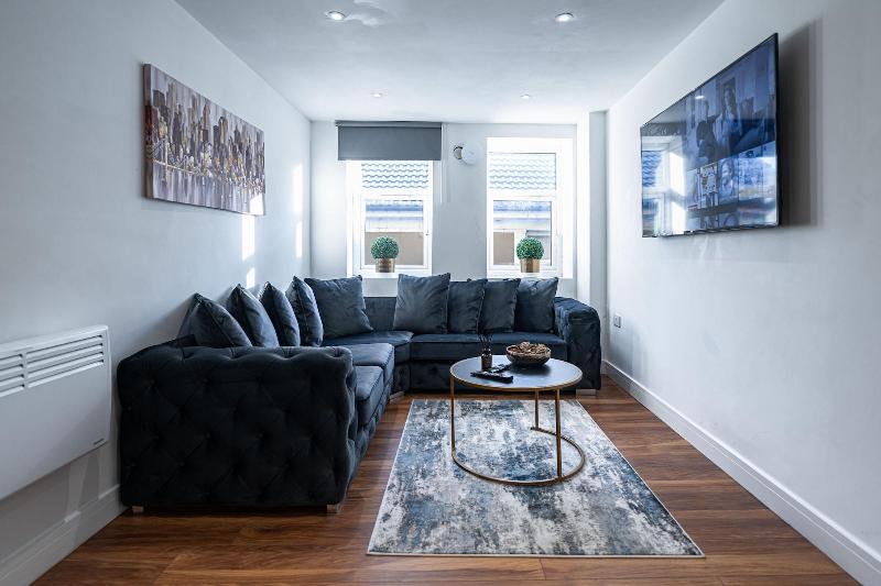 Manhattan Luxury Suites image