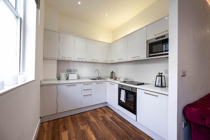 Manhattan Luxury Suites image