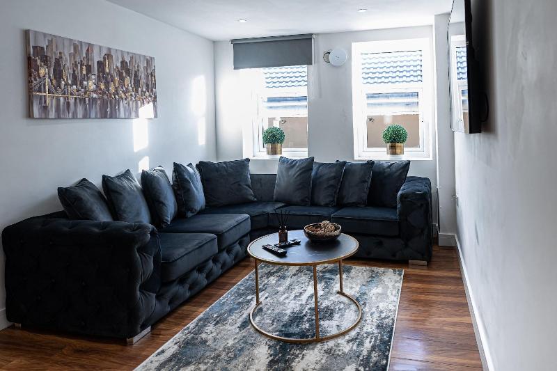 Manhattan Luxury Suites image