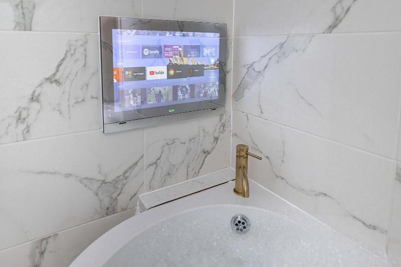 Manhattan Luxury Suites image