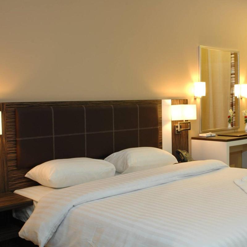 West Inn image