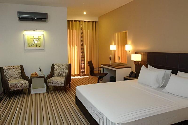 West Inn image