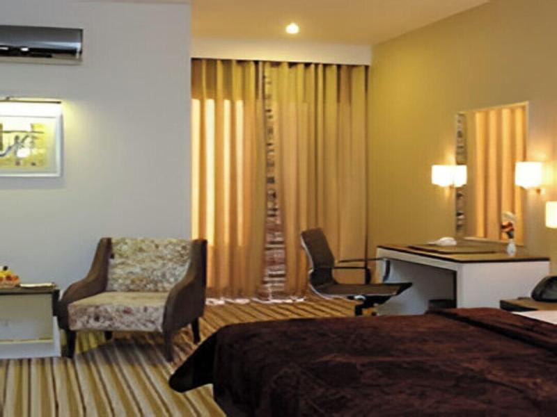 West Inn image