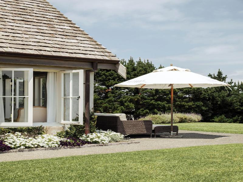 Mudbrick Cottages image