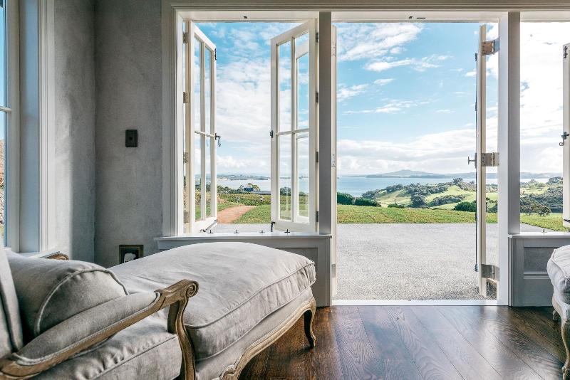 Mudbrick Cottages image